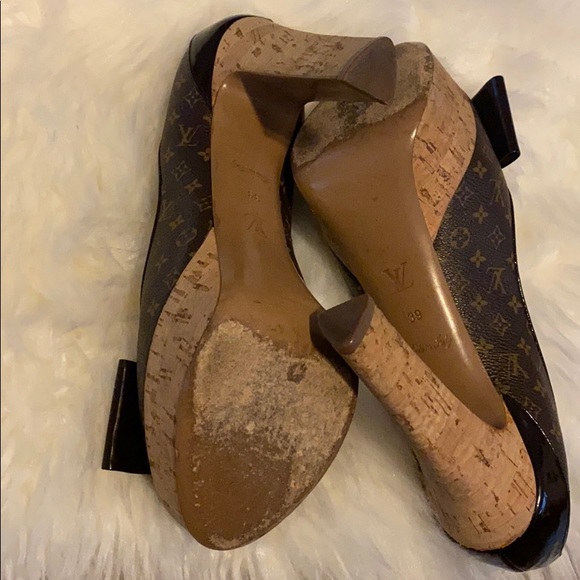 LOUIS VUITTON Monogram Canvas Peep Toe Pump Size39 - Picture 6 of 8